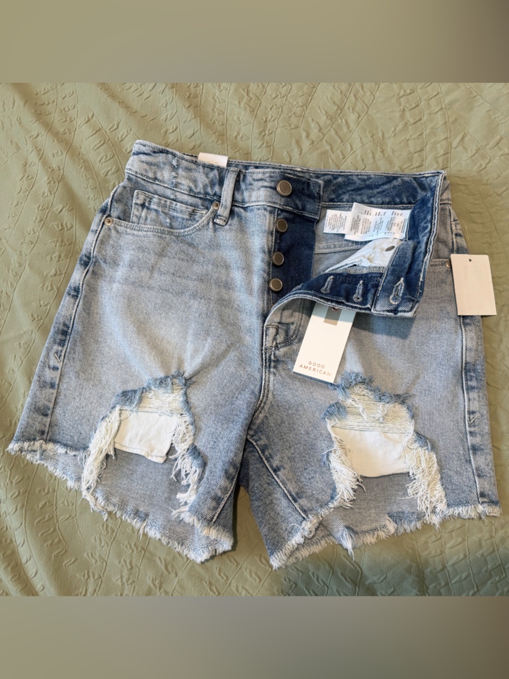 Good American Light Wash Distressed High-Rise Jean Shorts 2/26